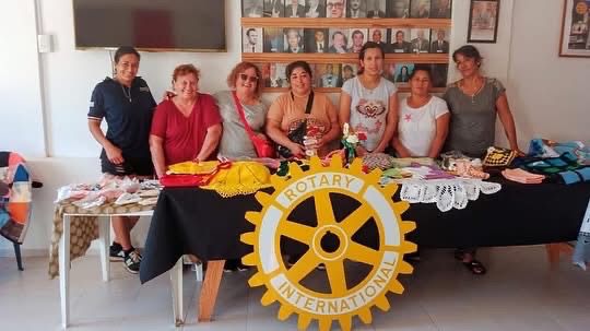 Talleres gratuitos de costura y tejido